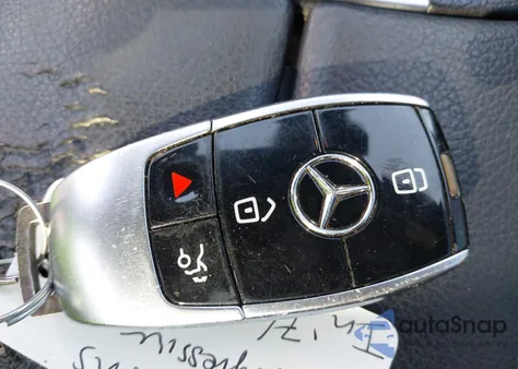 2019 Mercedes-Benz E 450 4Matic из США, поврежденный, VIN WDD1J6JB8KF076933